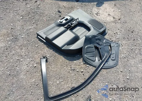 2021 Chevrolet Silverado 1500 4Wd Short Bed Rst from USA, damaged, VIN 1GCUYEED8MZ278021